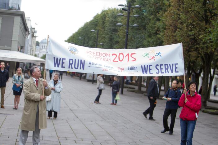 Tarptautinis bėgimas "We run We serve"