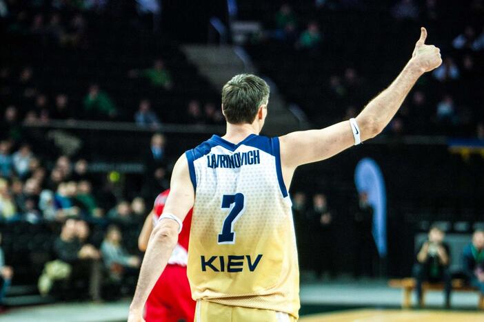 Budivelnyk - Crvena Zvezda 