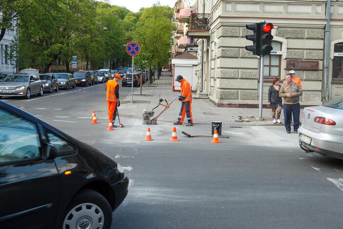 Kelio ženklinimas per piką