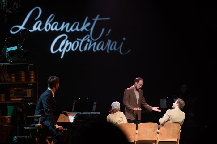 Žinomi atlikėjai Europos dieną atšventė teatre