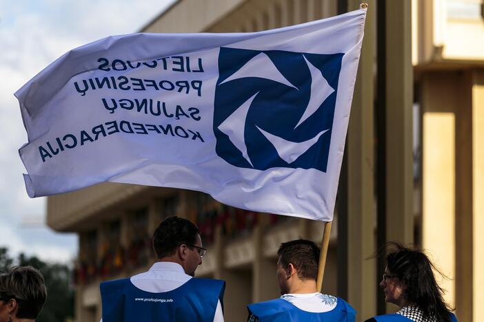 Profesinių sąjungų protestas prie Seimo