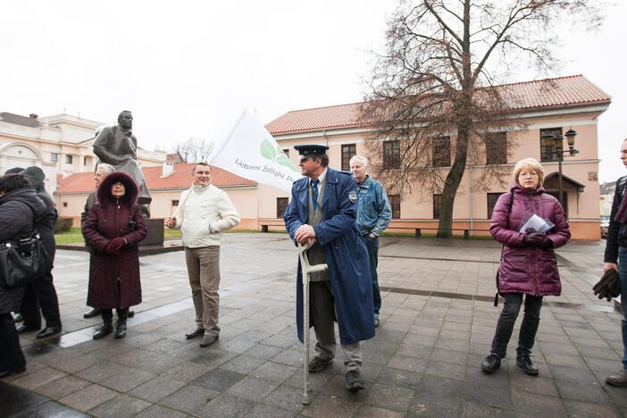 Mitingas prieš atliekų deginimo gamyklos statybas Kaune