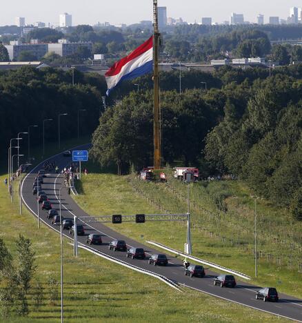 Savaitė po tragedijos: pasaulis gedi MH17 skrydžio aukų