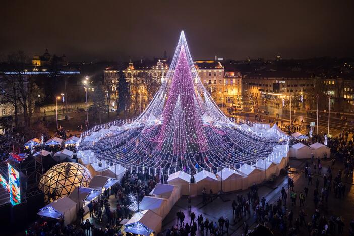 Vilniaus eglės įžiebimas