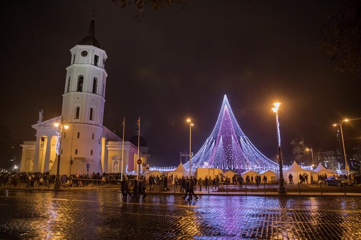 Vilniaus eglės įžiebimas