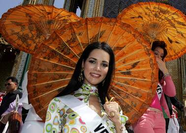 2004-ųjų Mis Venesuela Monica Spear