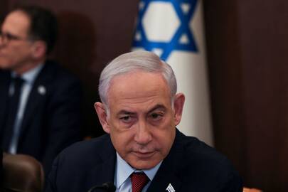 B. Netanyahu.