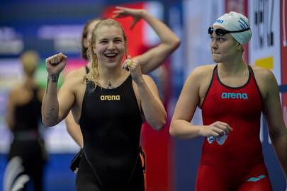 Sėkmė: R.Meilutytė jau triumfavo Berlyne ir Toronte – iš viso iškovojo keturis aukso medalius.  