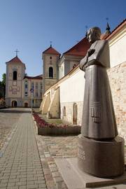 1801 m. gimė kunigas ir pedagogas, blaivybės sąjūdžio Lietuvoje pradininkas Motiejus Valančius. Mirė 1875 m.