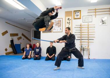 Bujinkan kovos menas turi ir tą nematomą pusę – žmogus įgyja tam tikrų būdo savybių, sugebėjimų, net filosofinį požiūrį į daug ką.