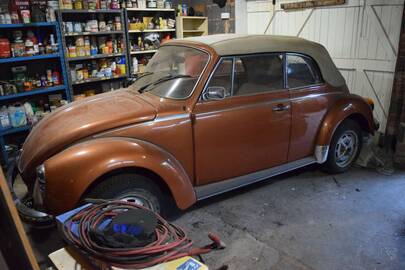 Užsistovėjęs: 1979-ųjų „VW Beetle Karmann Cabrio 1303 LS“ rida – 3,2 km.