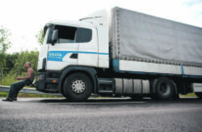 Statistika: Lietuvos transporto sektoriuje šiuo metu dirba apie 86 tūkst. vairuotojų, iš kurių vien baltarusių yra apie 48 tūkst., o ukrainiečių – apie 20 tūkst.