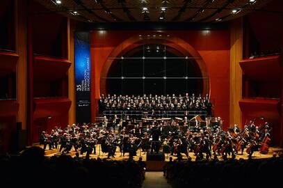 Ispanija: iš Kanarų kilusio legendinio ispanų tenoro Alfredo Kraus Trujillo vardu pavadinta auditorija Kauno choristus sužavėjo akustinėmis savybėmis.