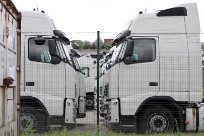 Mastai: FNTT pareigūnai užčiuopė transportininkams pelną krovusios nusikalstamos sistemos siūlo galą, tačiau plačiai nuskambėjusi byla gali ir nepasiekti teismo salės.