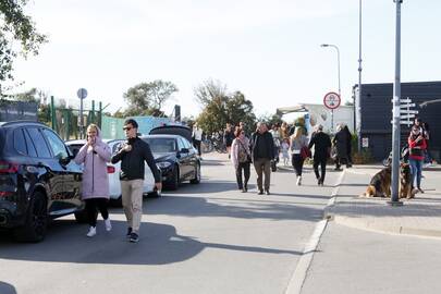 Nesikeičia: prasidėjus šiltajam sezonui, į paplūdimius skuba ne tik klaipėdiečiai, bet ir svečiai iš visos Lietuvos.