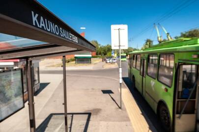 Pavojus: panašiais spąstais, į kuriuos pateko nėščios vagilės auka, gali tapti visos šalia pašto skyrių esančios viešojo transporto stotelės.