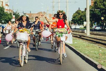 Tradicijos: "SkirtBike Kaunas" festivalis įkvėptas tarptautinės patirties – taip pavadintą paradą 2010 m. pradėjo organizuoti keturių merginų komanda Bukarešte.