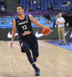 Nando De Colo