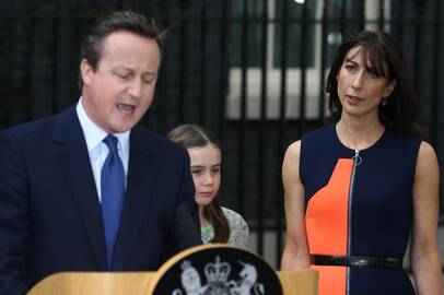 Samantha Cameron (dešinėje)