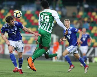 Neįtikino: Vilniaus "Žalgirio" ekipai sunkiai sekėsi įrodyti pranašumą prieš futbolo mėgėjus iš Farerų salų.