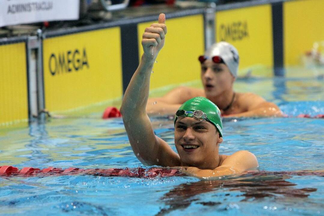 Alytuje vyko šeimų plaukimo estafetės varžybos Rūtos Meilutytės taurei laimėti.