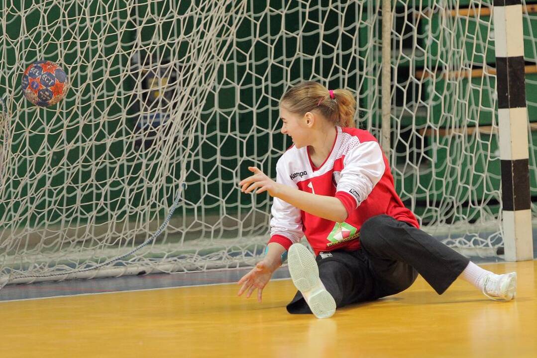 Lietuvos rankininkės Kaune pralaimėjo baltarusėms Europos čempionato atrankos rungtynes 21:29.