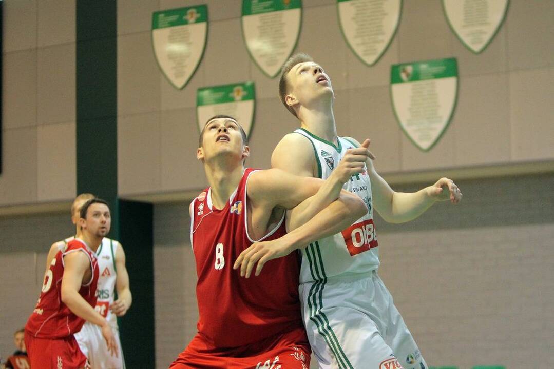Nacionalinės krepšinio lygos ketvirtfinalis: Kauno „Žalgiris-2“ – „Mažeikiai“ 71:68.