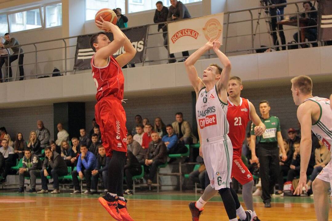 Nacionalinės krepšinio lygos ketvirtfinalis: Kauno „Žalgiris-2“ – „Mažeikiai“ 71:68.