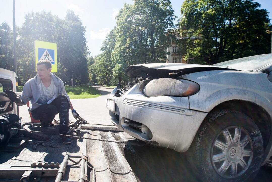 Sudegęs automobilis