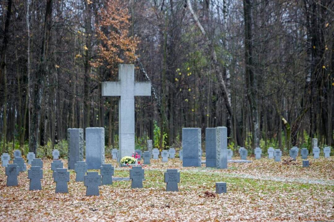 Karių kapai