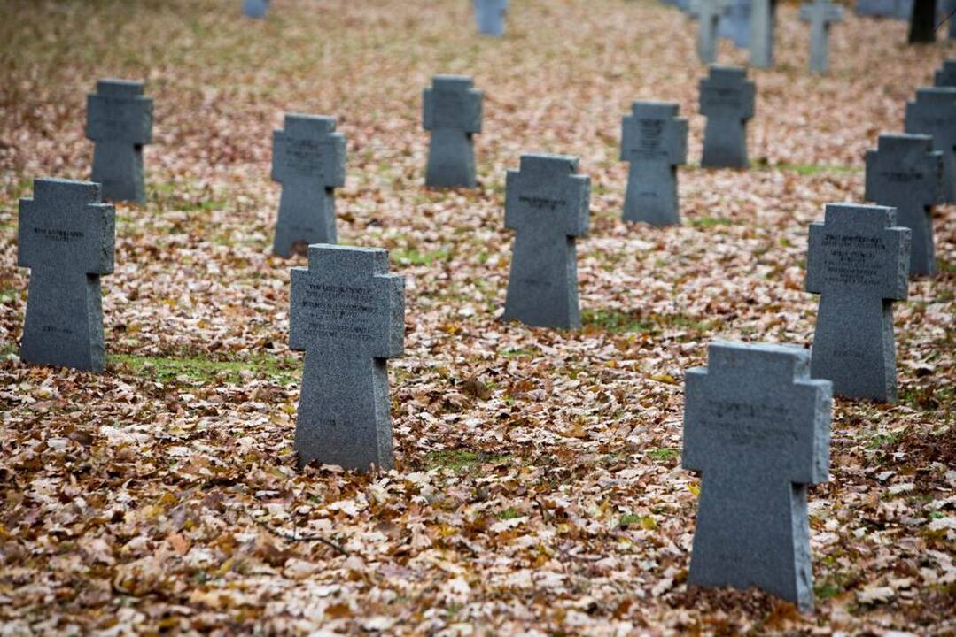 Karių kapai