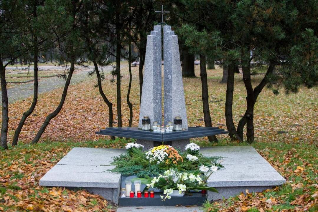 Karių kapai
