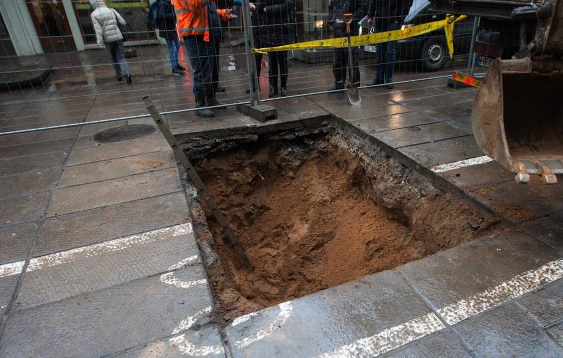 Atkasti žmogaus kaulai