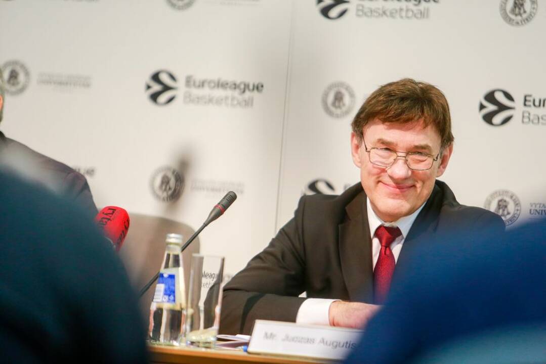 Spaudos konferencija