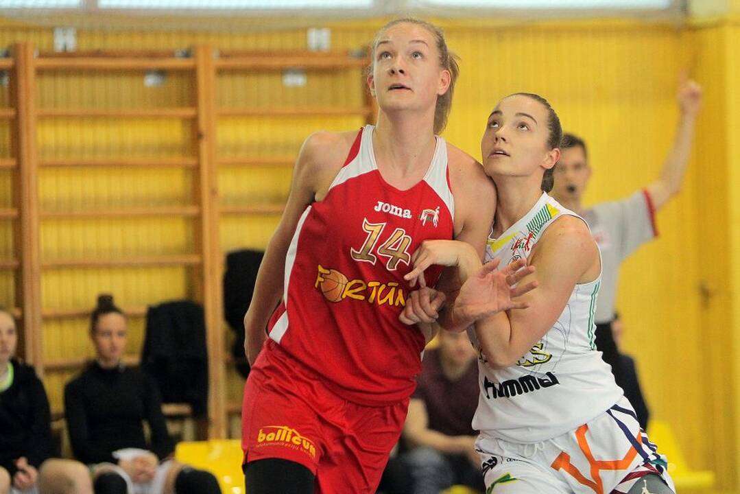 LMKL: „Aistės-LSU“ – „Fortūna“ 39:65