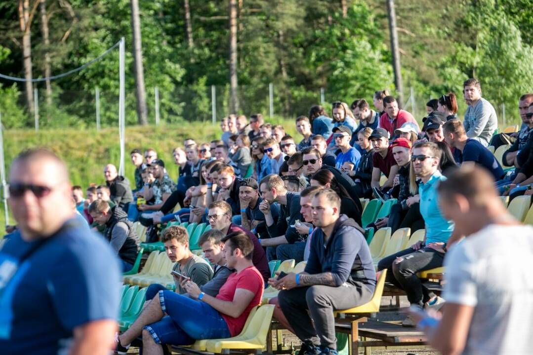 Traukos lenktynės "Nemuno žiede" 