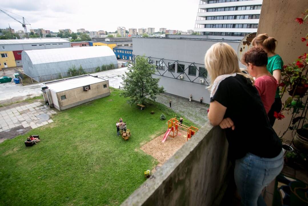 Netikėtumų festivalyje pasirodė cirko artistai