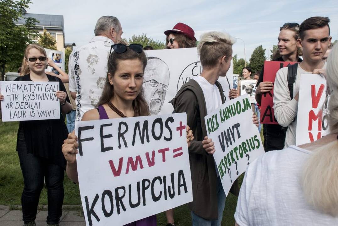 Protestas prie Maisto ir veterinarijos tarnybos