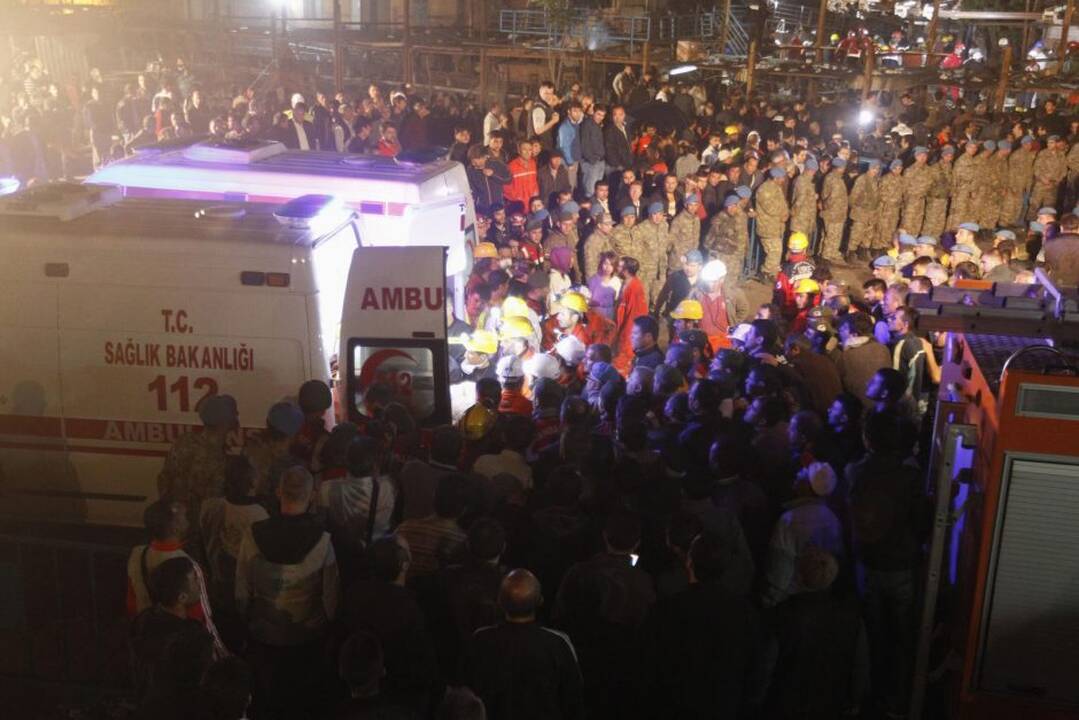 Turkijoje šachtoje žuvo per 200 žmonių