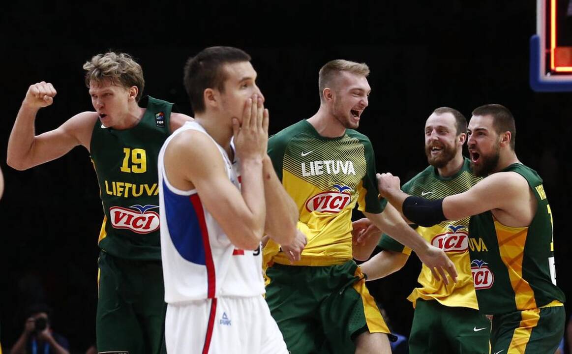 Europos čempionato pusfinalis: Lietuva - Serbija 67:64