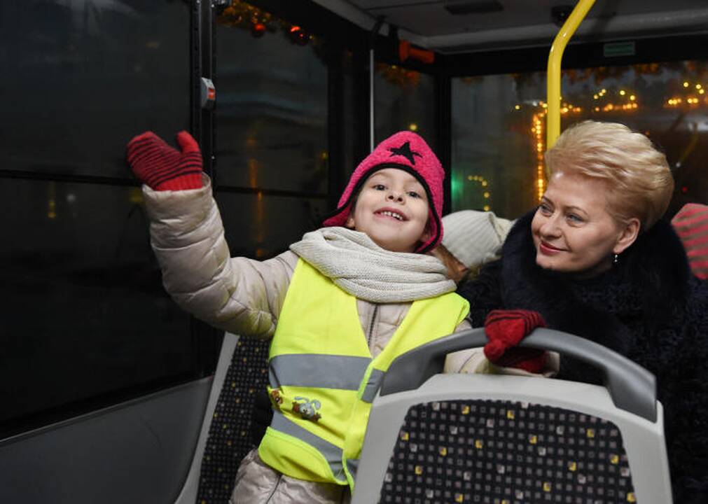 Prezidentė lankėsi Kalėdinėje mugėje