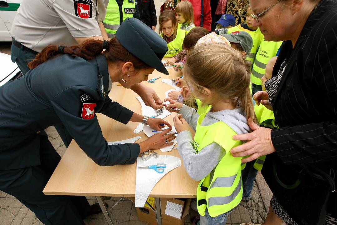 Piešinių konkursas „Mums saugu, kai mes kartu“