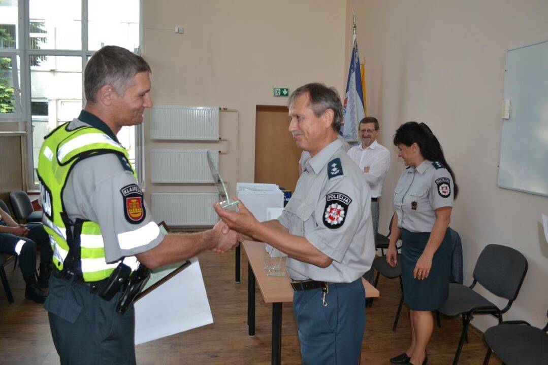 Išrinkti geriausi Klaipėdos apskrities policijos patruliai ir apylinkių inspektoriai