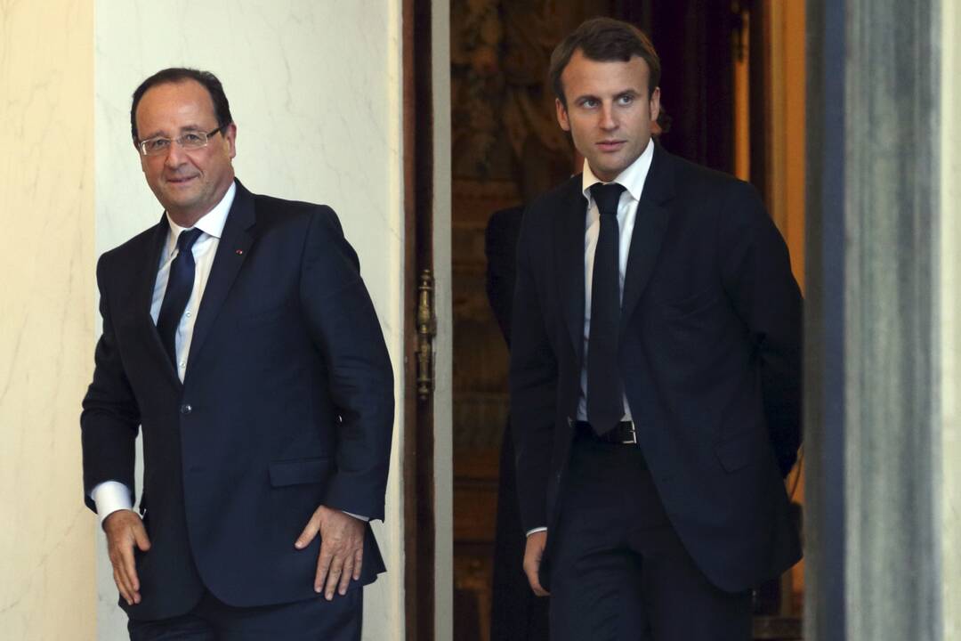 Francois Hollande ir Emmanuelis Macronas