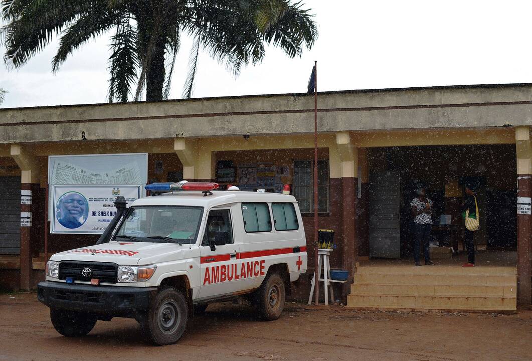 Afrikoje nuskendo laivas: dingo 100 žmonių