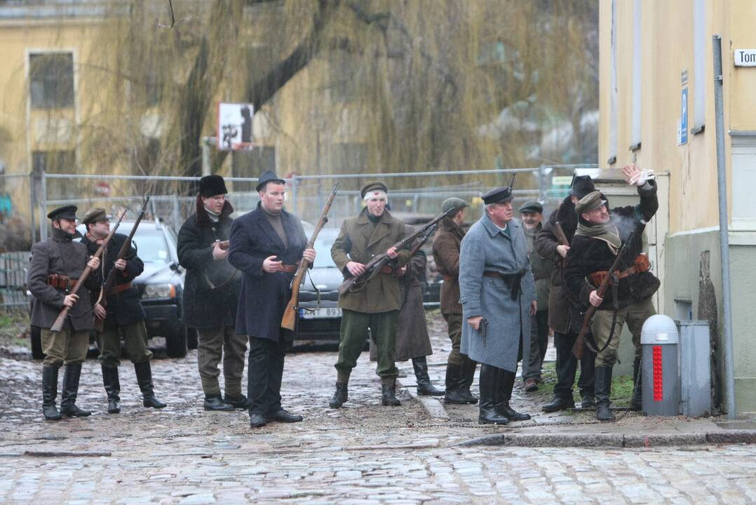 Teatro aikštėje – inscenizuotas „Prefektūros šturmas“