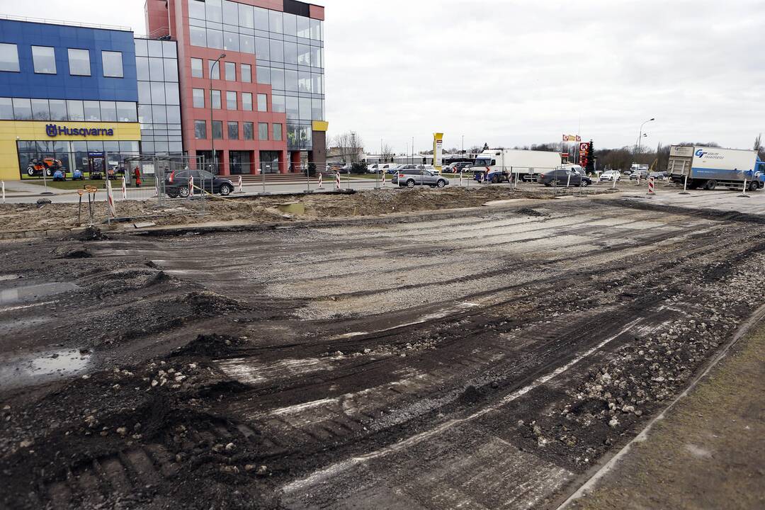 Ribojamas eismas Šilutės plente