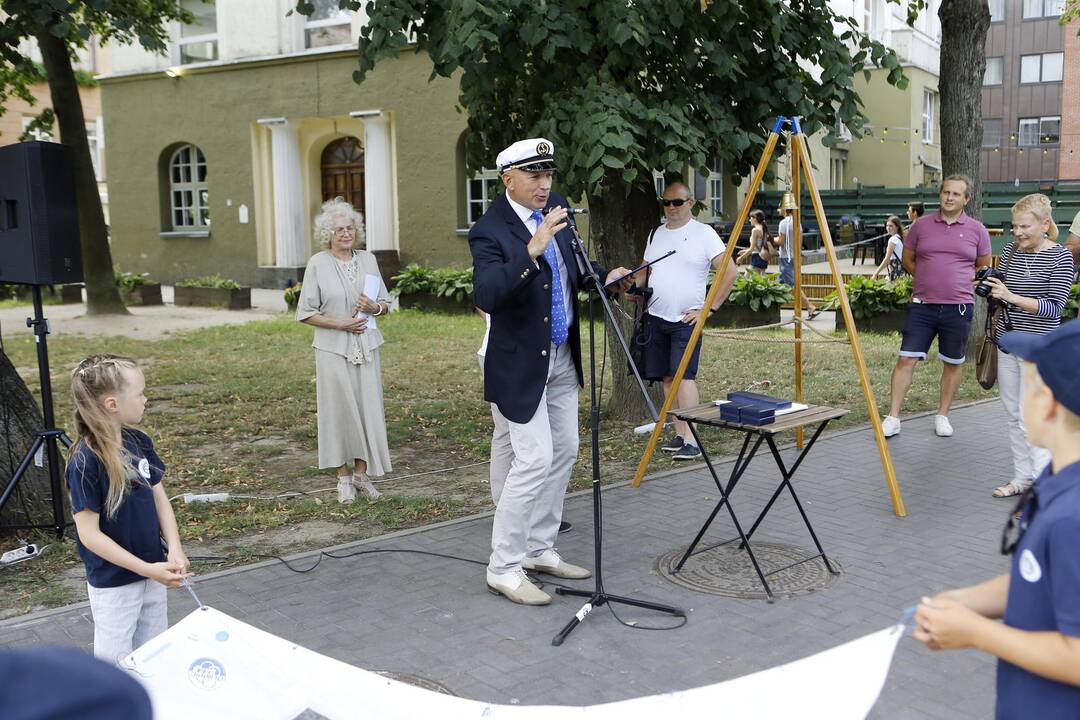 Atminimo knechto buriuotojui Broniui Rožinskui atidengimas