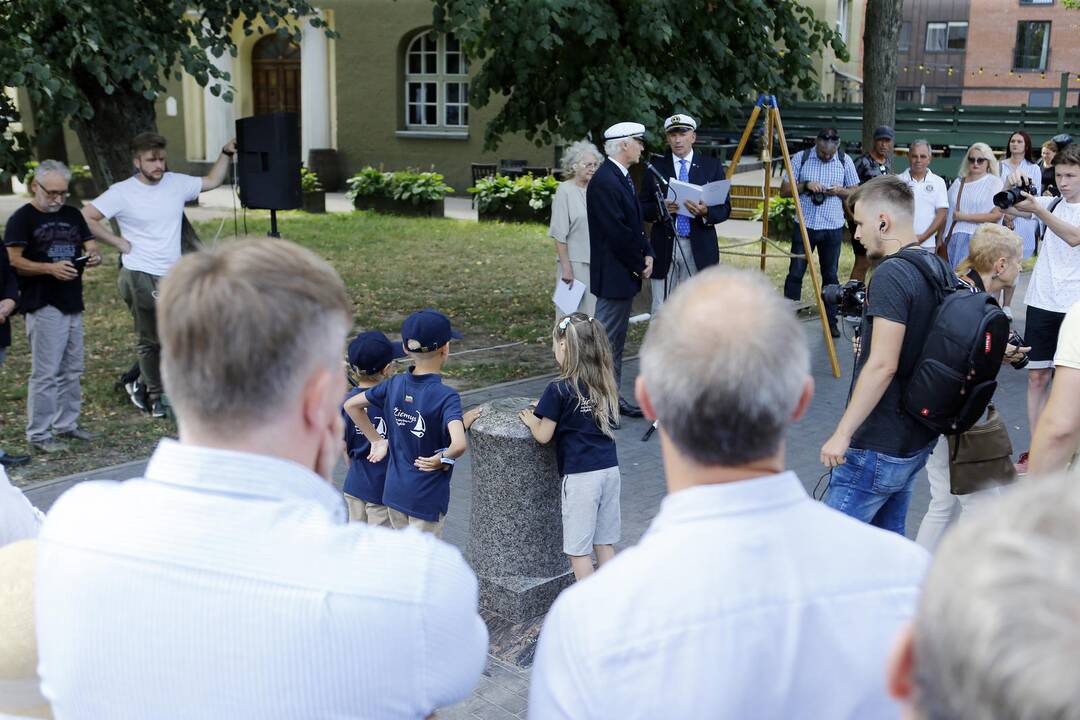 Atminimo knechto buriuotojui Broniui Rožinskui atidengimas
