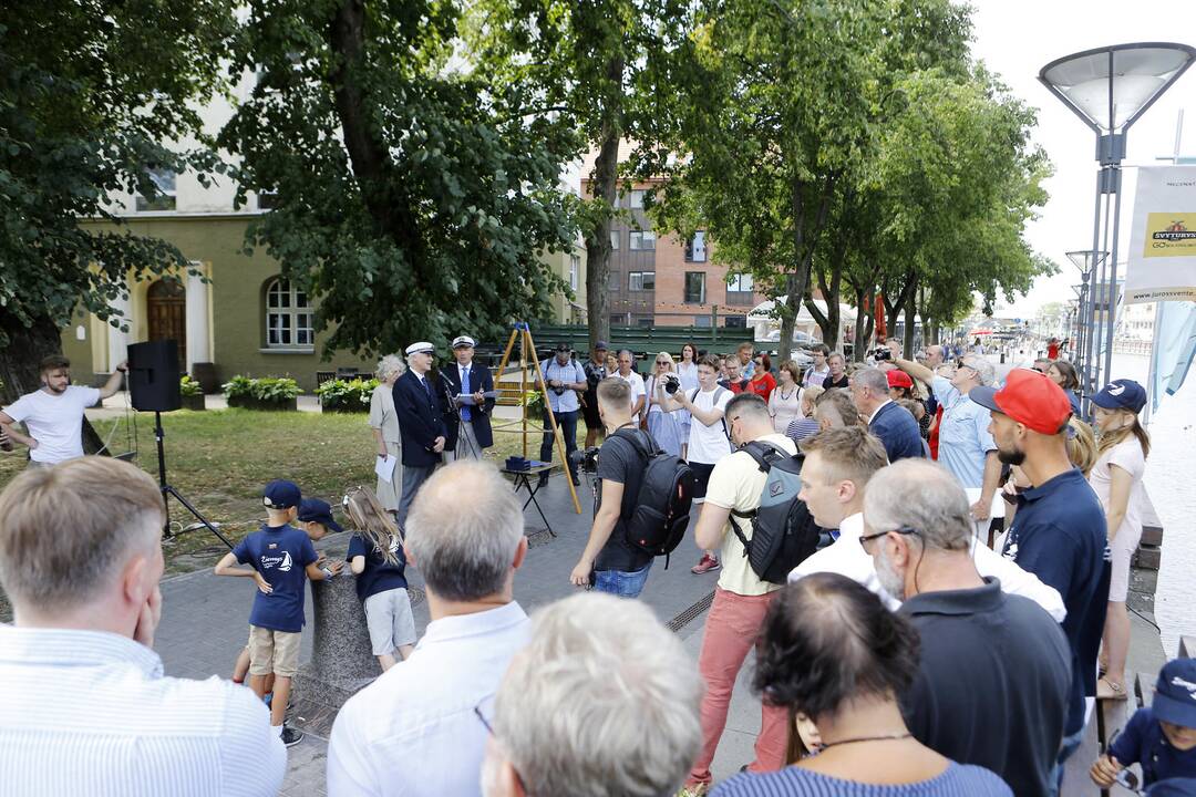 Atminimo knechto buriuotojui Broniui Rožinskui atidengimas